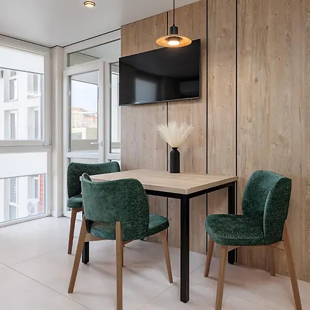 Milavibe Apartments With One Bedroom Lviv Exterior photo